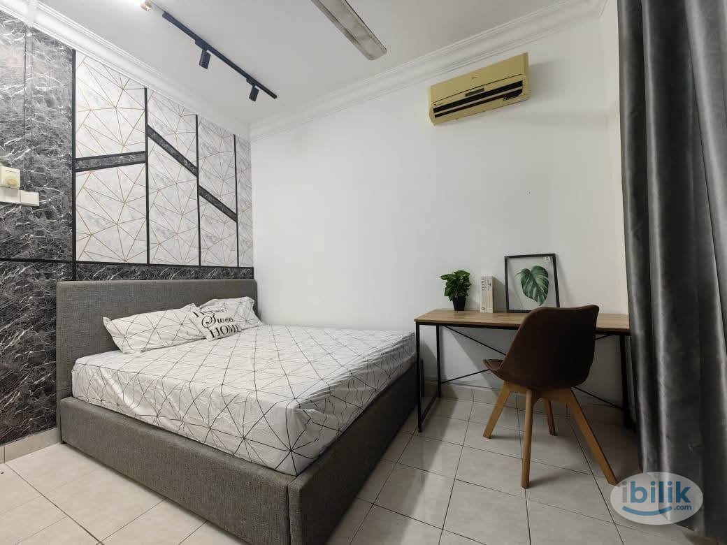 Image 1 of Middle Room Puchong - Room rental in 