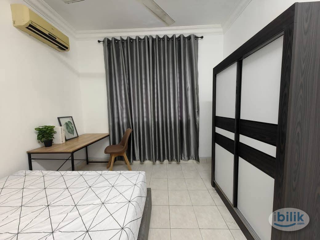Image 2 of Middle Room Puchong - Room rental in 