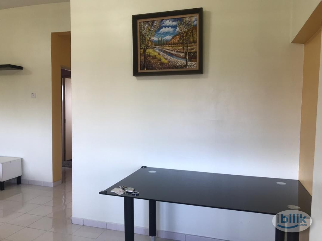Image 4 of Entire unit Fully furnished suite at Indah Cempaka Apartment - Room rental in 