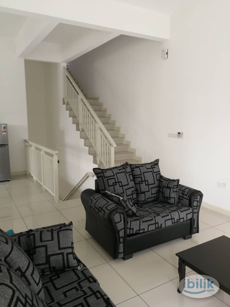 Image 5 of FF gated guarded Single Room at 16 Sierra, Puchong Cyberjaya Putrajaya Seri Kembangan - Room rental in 