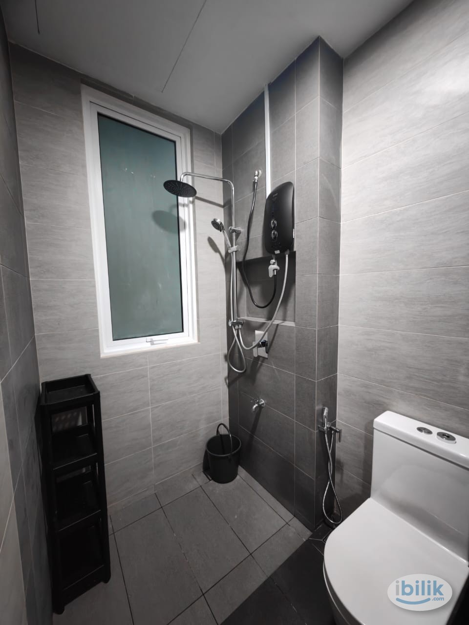 Image 5 of Middle Room at Rica Residence, Sentul - Room rental in 