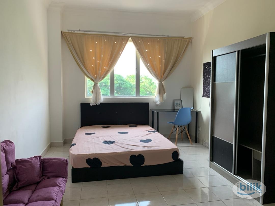 Image 1 of Master Room at Koi Tropika, Puchong - Room rental in 