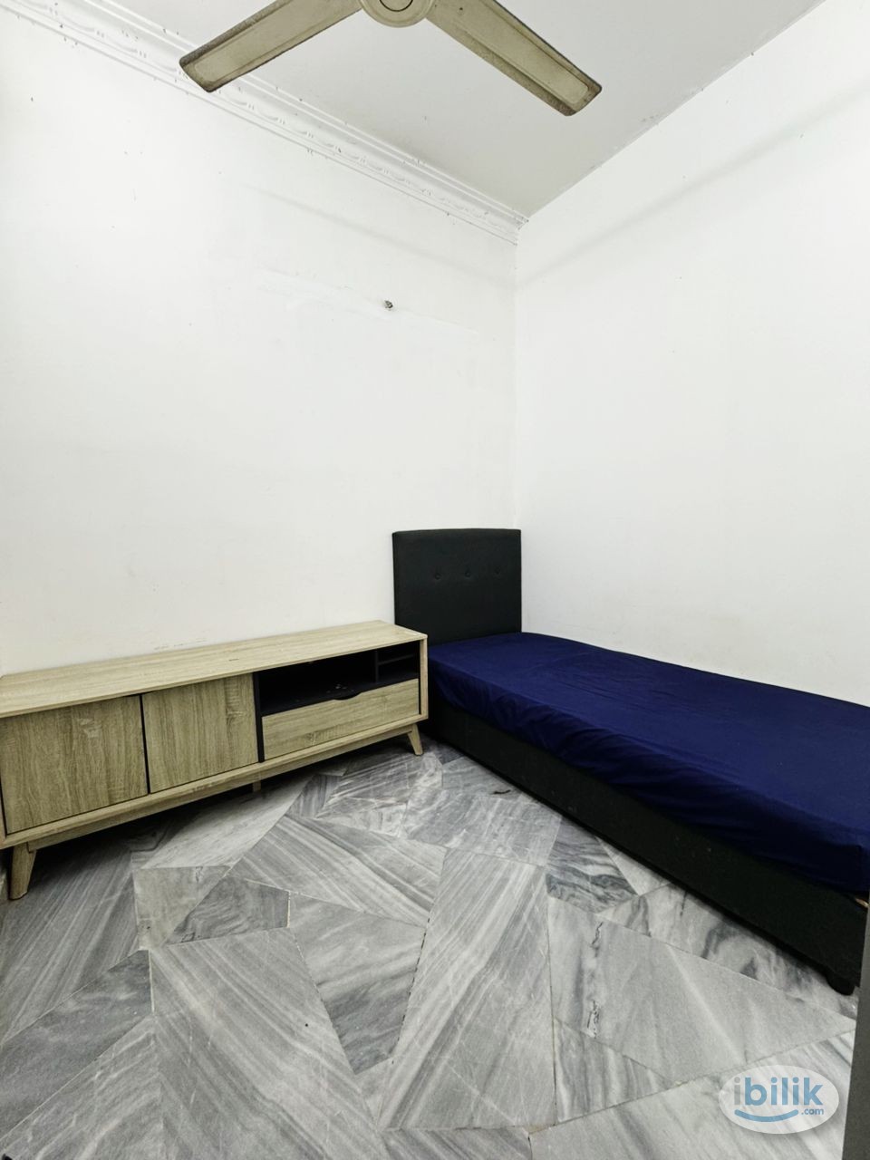 Image 1 of 💥BUDGET SINGLE ROOM FOR RENT AT BANDAR UTAMA 💥NEAR TO ONE UTAMA , FIRST AVENUE , CENTRE POINT‼️Low Rental Only😍🚶‍➡️🌟 - Room rental in 