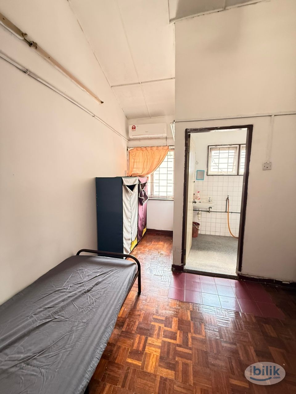 Image 2 of 💕Low Rental😍🔥Master Room Female Unit Only🪷🌈Attach With Private Bathroom&Free Utilities😍‼️Near Taman Paramount,LRT Taman Bahagia🛜🚶‍➡️ - Room rental in 