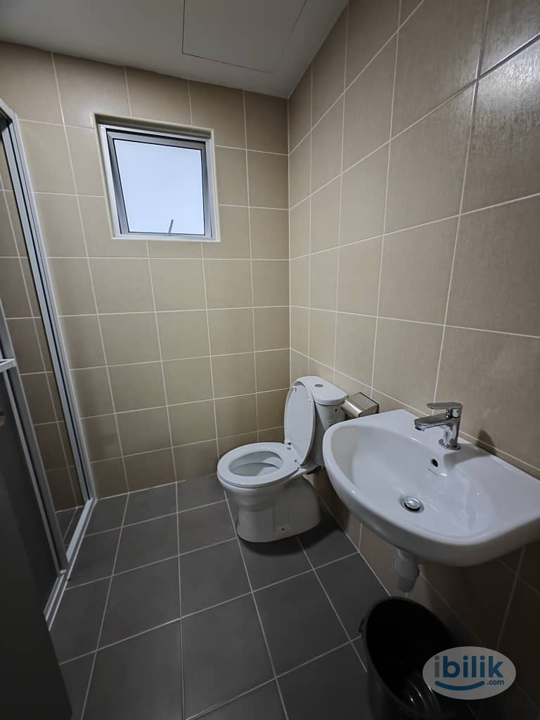 Image 2 of 🏠Master Room with Private Bathroom (Fully Furnished) at Razak City Residences, Sungai Besi - Room rental in 