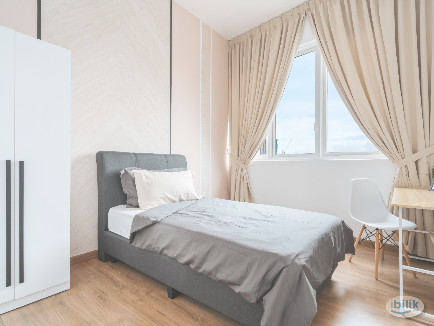 Image 1 of RICA RESIDENCE (MRT Sentul) - All Inclusive Medium Room with Aircond - Room rental in 