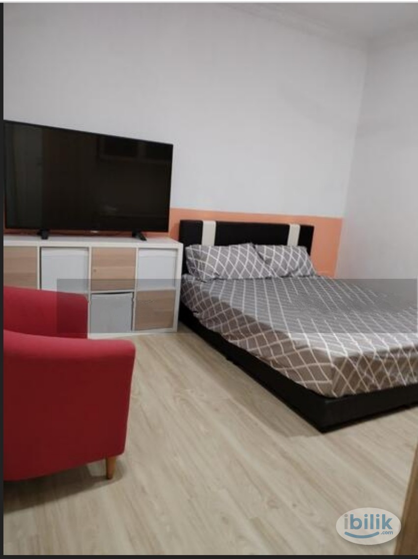 Image 1 of Master Room at Rivervale Crest, Sengkang - Room rental in 