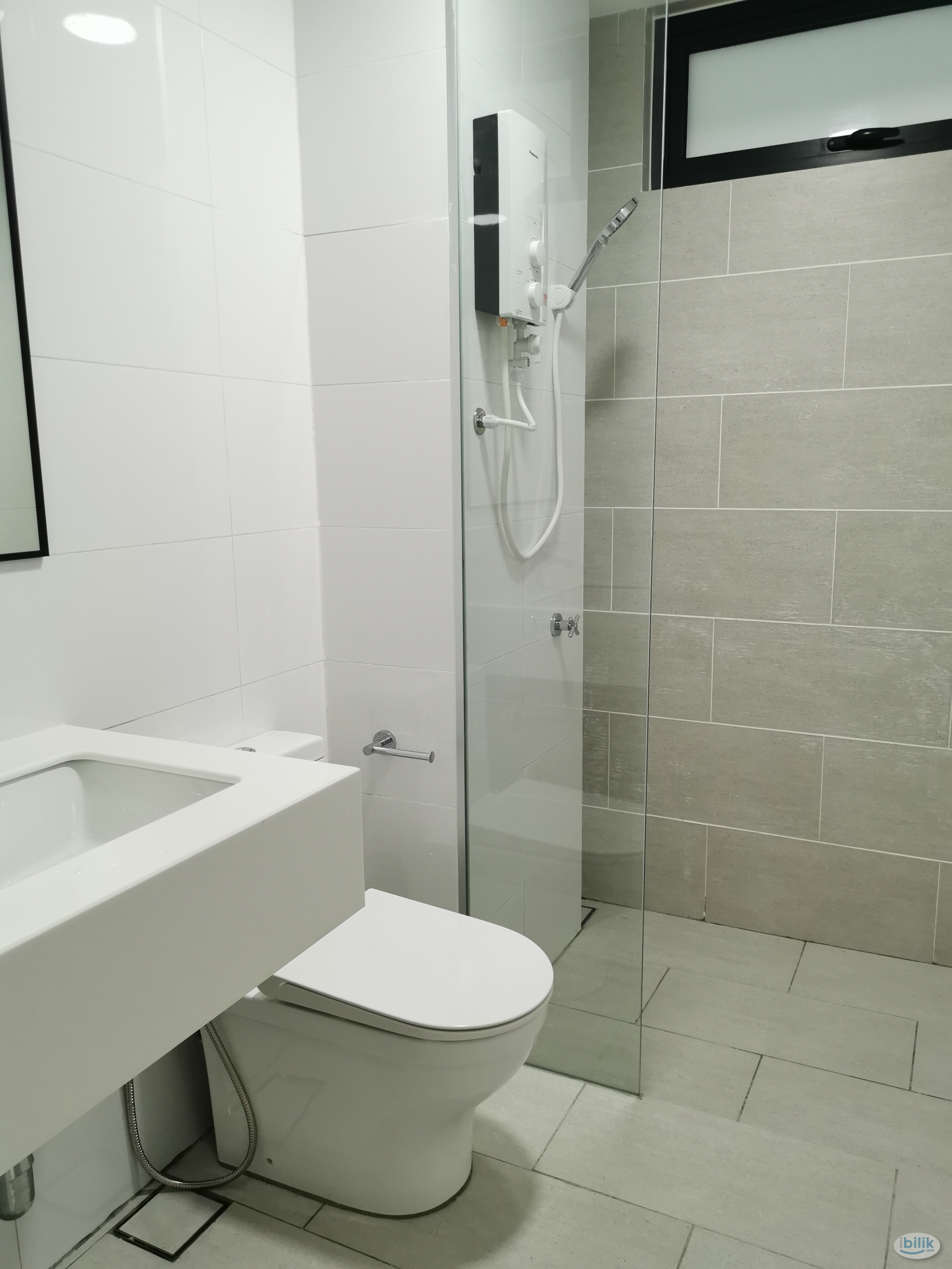 Image 4 of Middle Room at Vertu Resort, Batu Kawan - Room rental in 