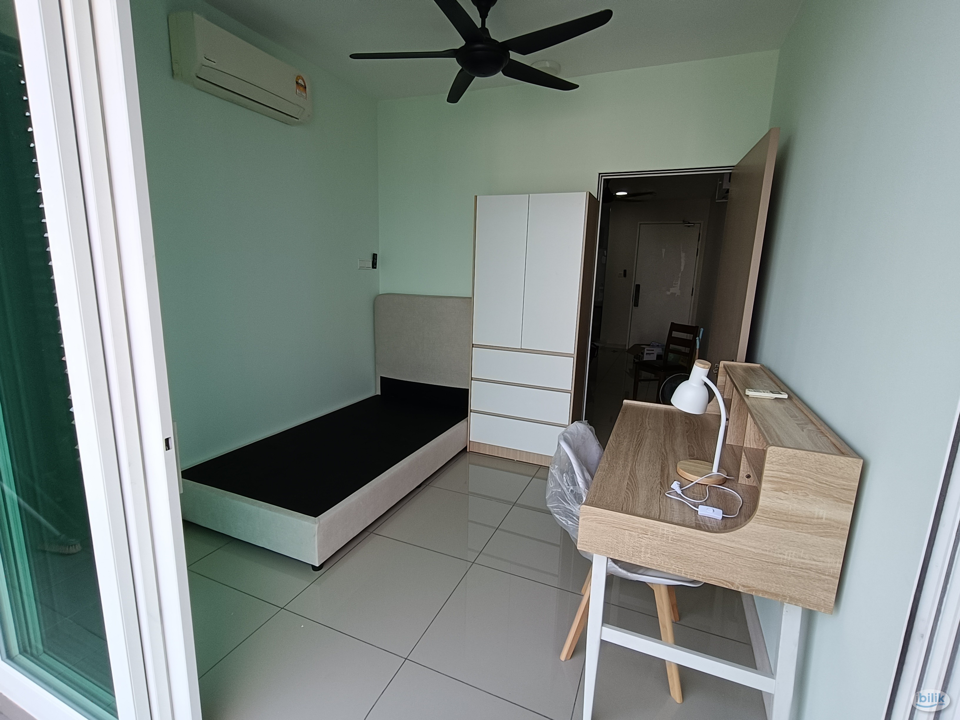 Image 1 of Single Room at Sentul Point Suite Apartments, Sentul - Room rental in 