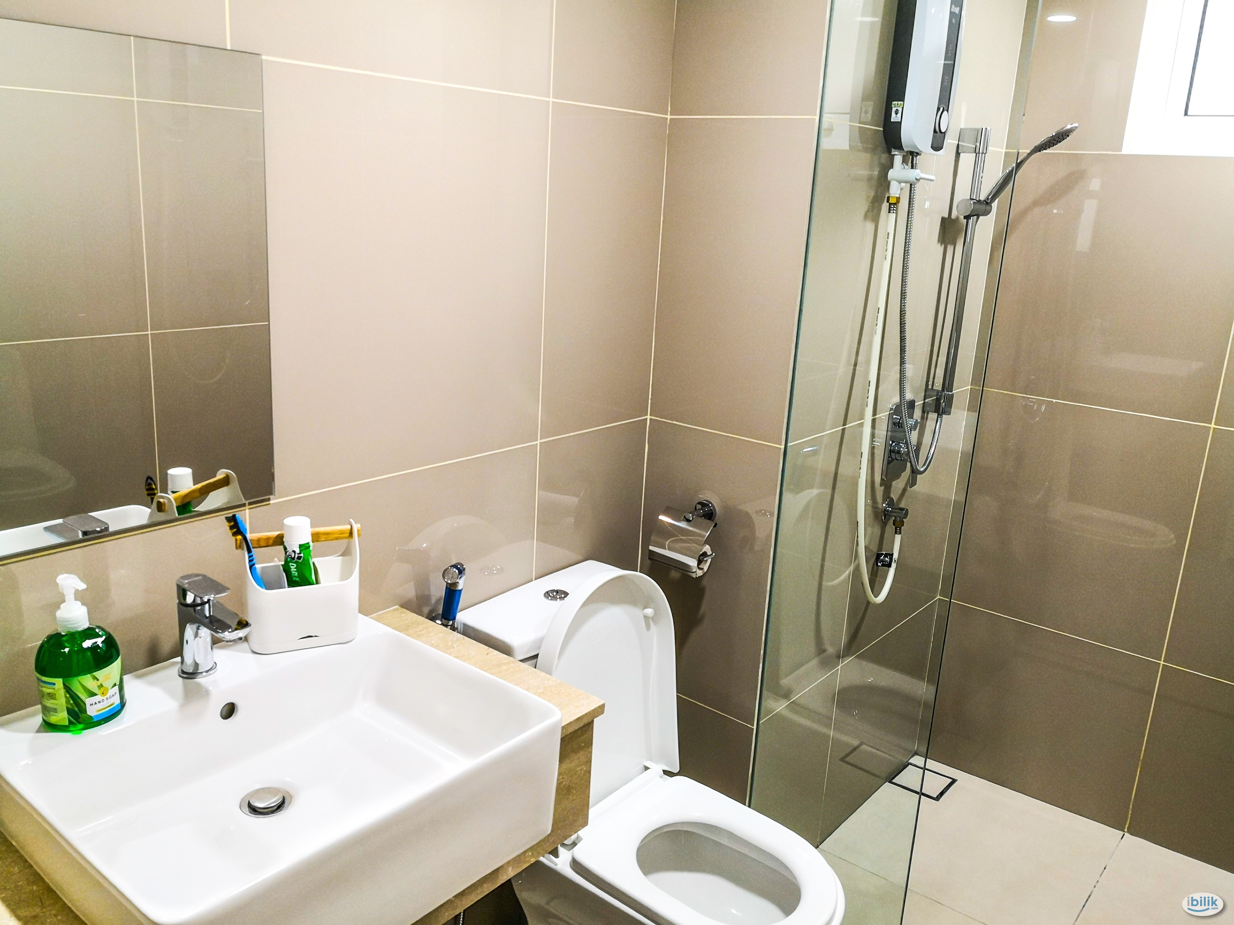 Image 5 of Single Room at Sentul Point Suite Apartments, Sentul - Room rental in 