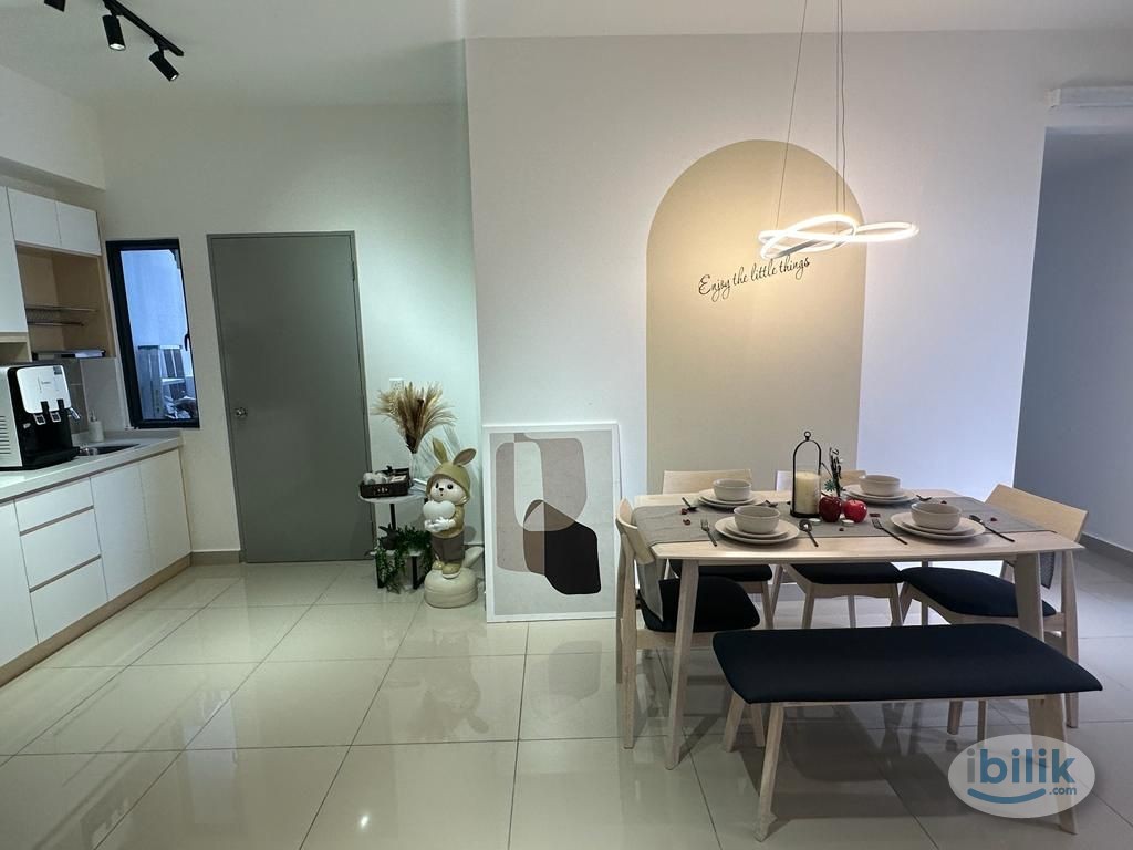 Image 1 of Altris Residence -Middle Room - Room rental in 