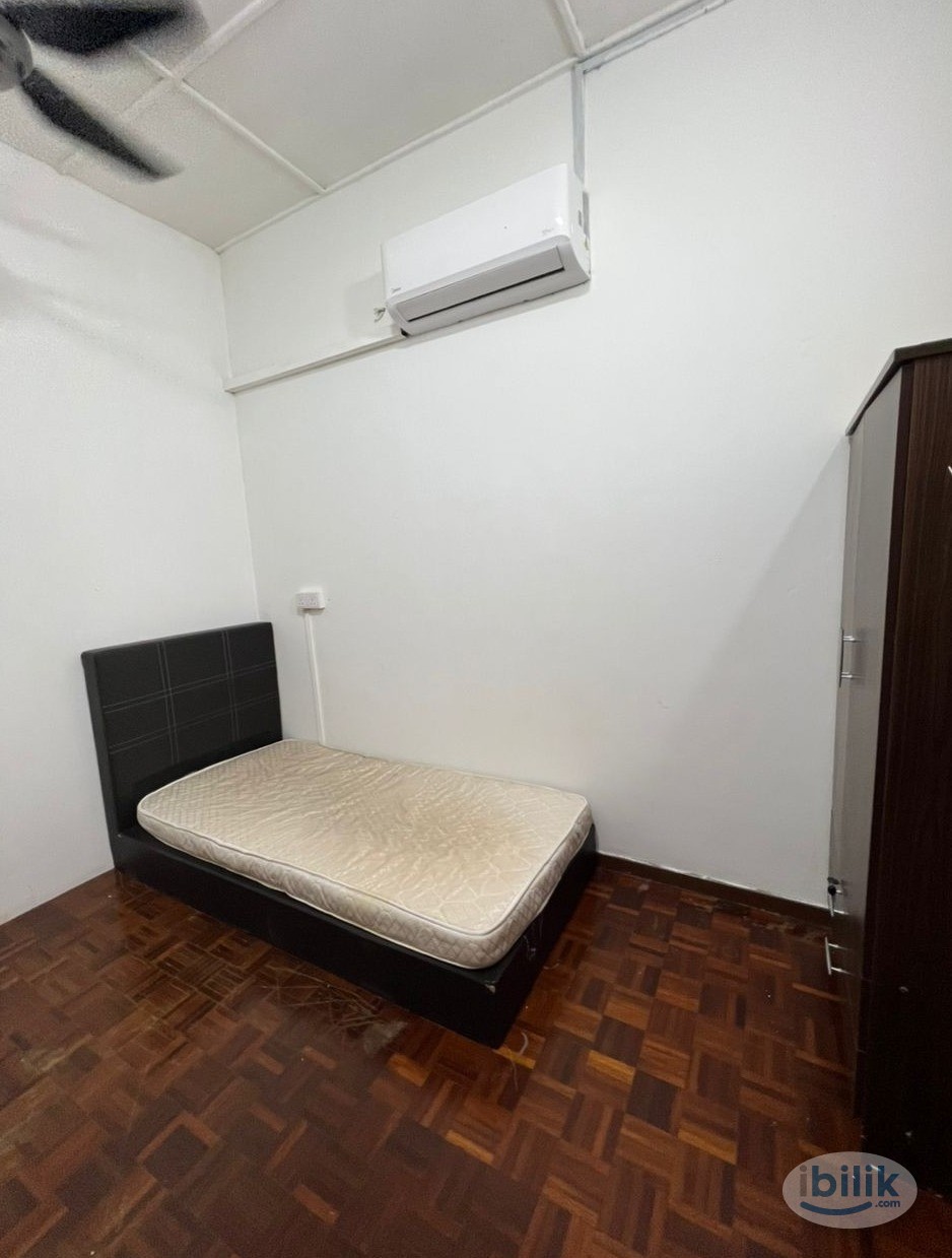 Image 1 of ✨NEAR LRT✨Fully Furnished Single AC Rooms for rent at Sea Park, Petaling Jaya✨ - Room rental in 