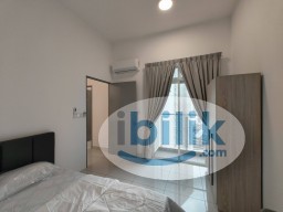 Room Rental in Malaysia - 🚄Medium room at Monorail walkable to HKL