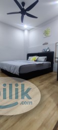 Room Rental in Malaysia - Cosy Middle Room for Rent