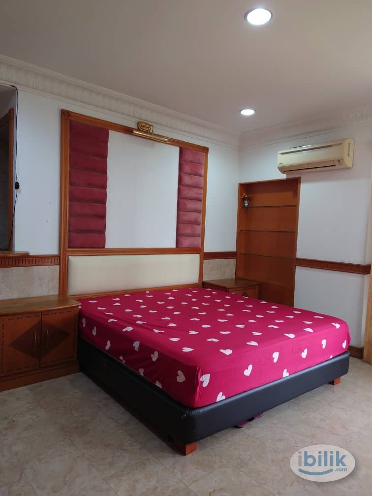 Image 1 of Spring Summar Villa - Master Bedroom For Rent with Private Bathroom [Female only] - Room rental in 