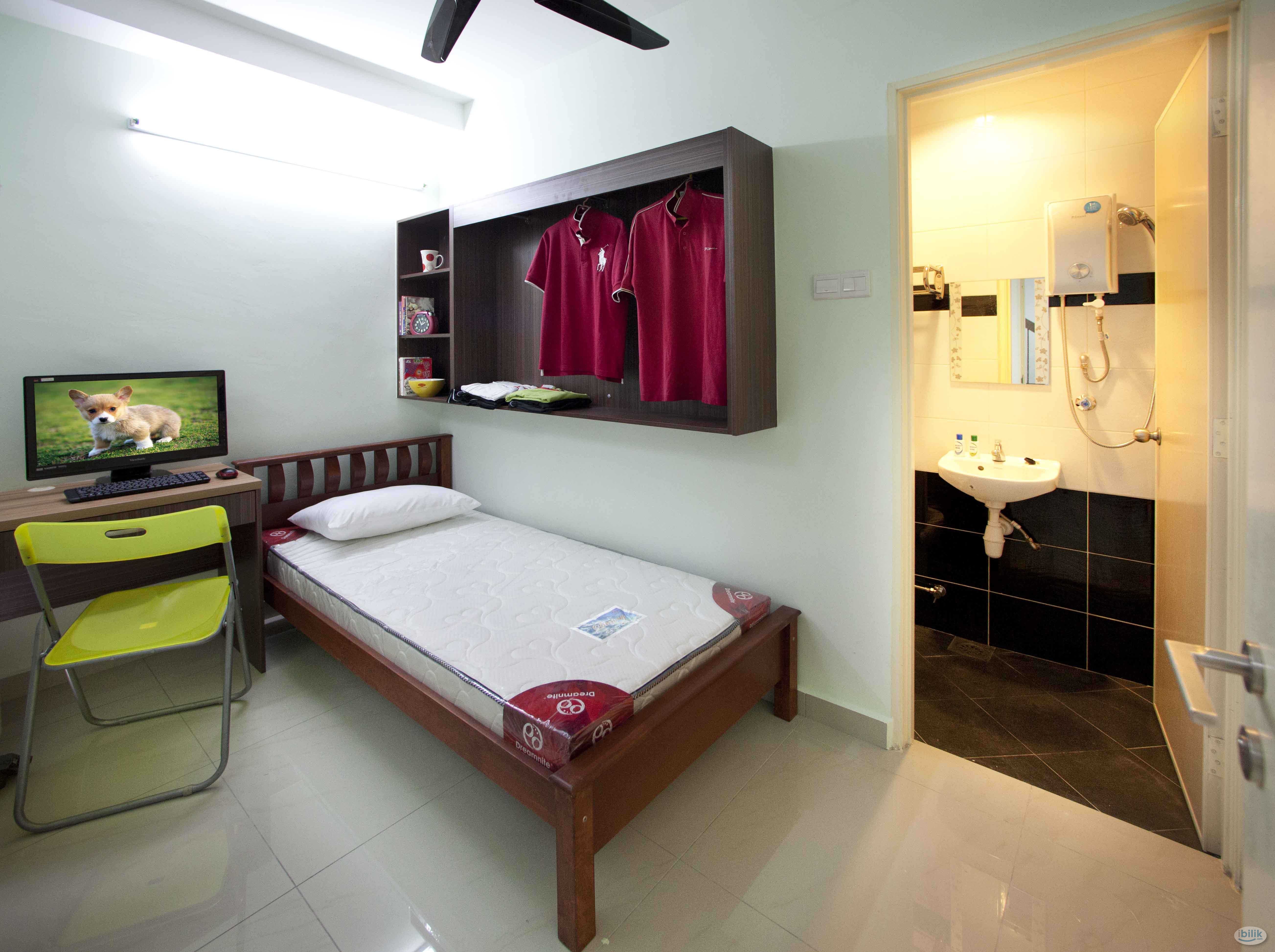 Image 3 of LAST UNIT Single Room (with BATHROOM) at PJS 7, Bandar Sunway - Room rental in 