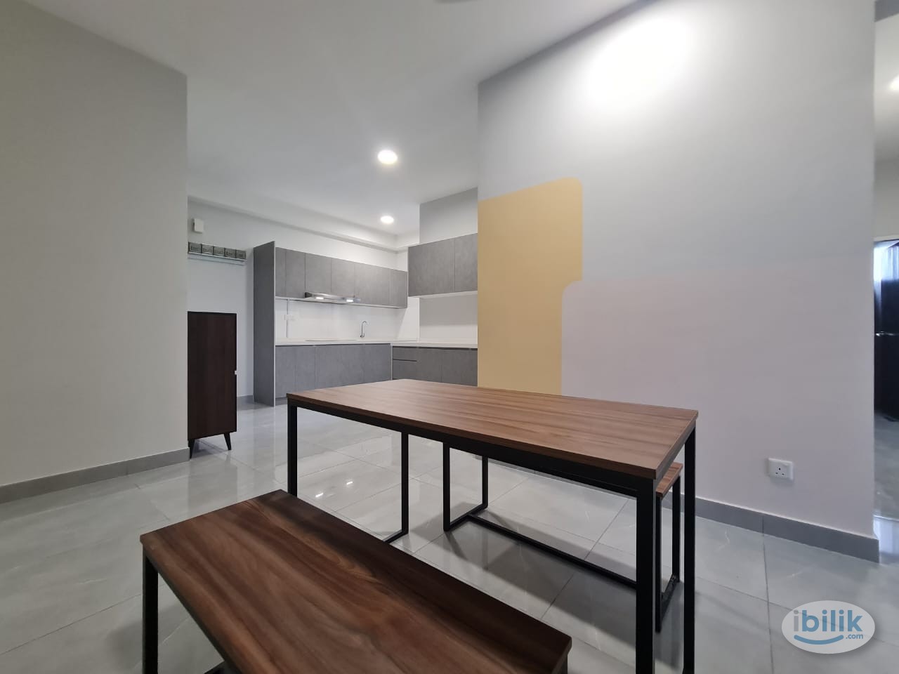 Image 2 of Full Furnished Private Balcony Room at Sentul Jalan Ipoh - FREE WiFi & Utilities - Room rental in 