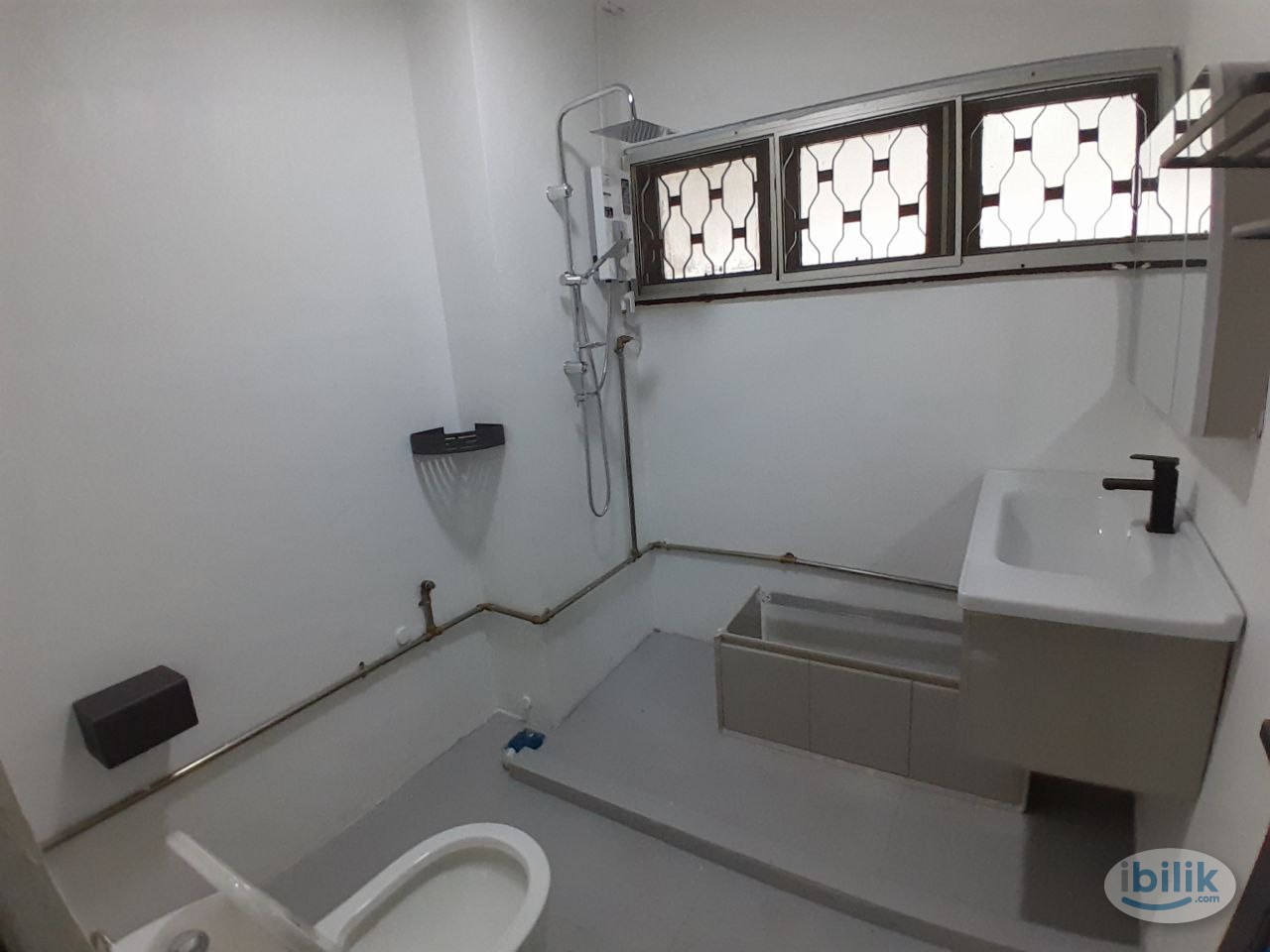 Image 4 of [Kuchai Lama] Landed House Newly Renovate Medium Room Rent Near OUG, Old Klang Room - Room rental in 