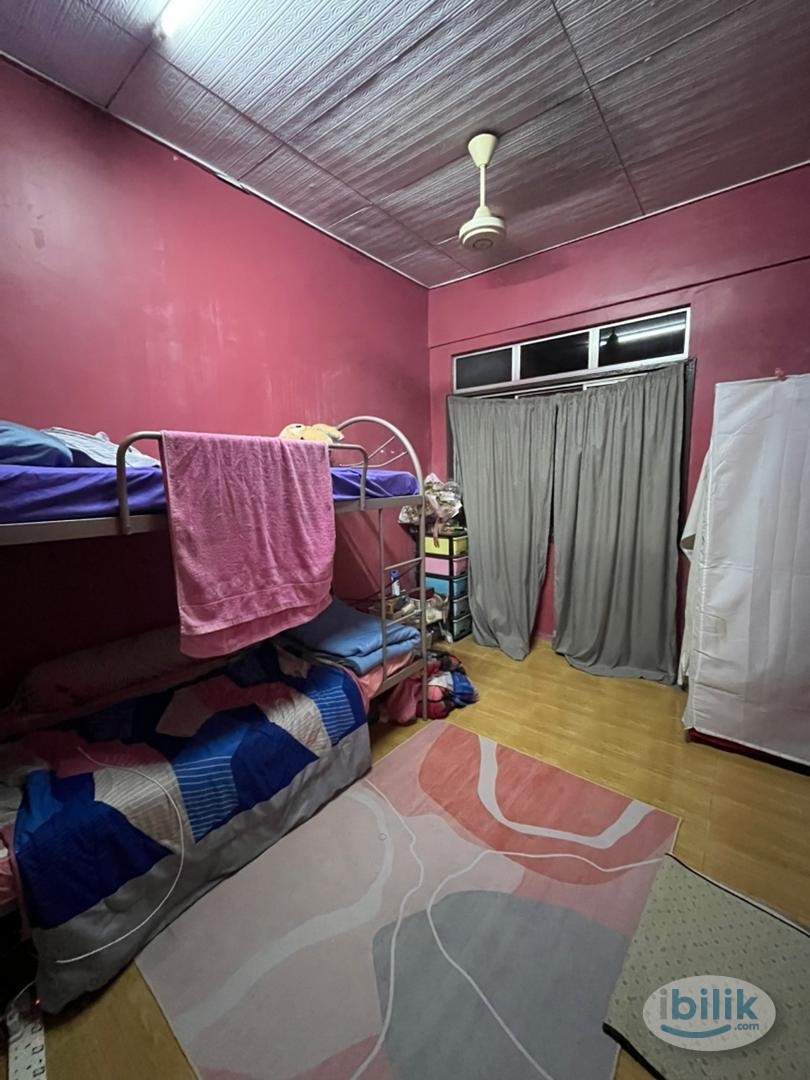 Image 1 of Master Room at Perdana Court, Pandan - Room rental in 