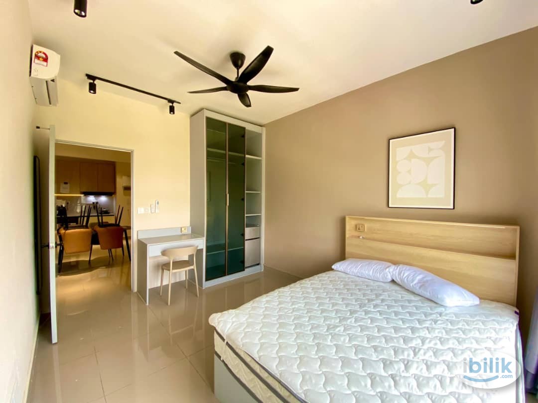 Image 1 of Master Room at Acacia Residences, Sepang - Room rental in 