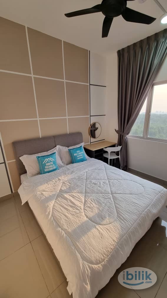 Image 1 of Middle Room at Acacia Residences, Sepang - Room rental in 