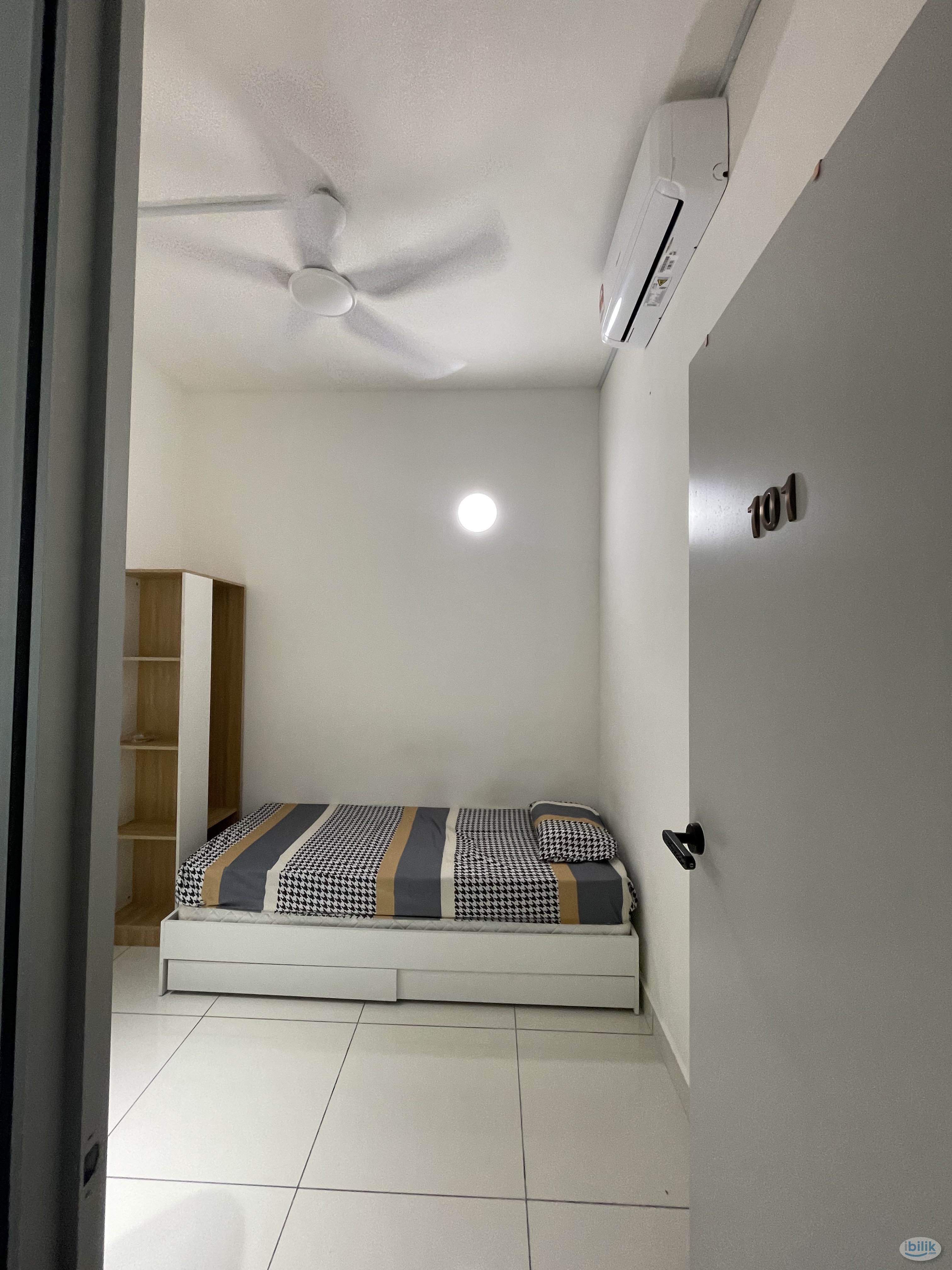 Image 2 of Single Room at Suasana @ Utropolis, Batu Kawan RM450 - Room rental in 