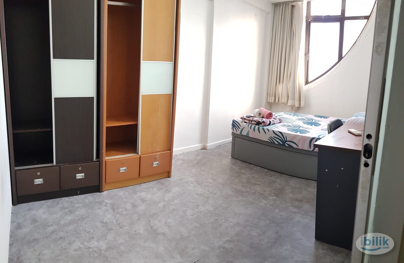 Image 1 of EpicView ensuite from Ensuite 1+1 at chinatown. Room code: 0211 - Room rental in 