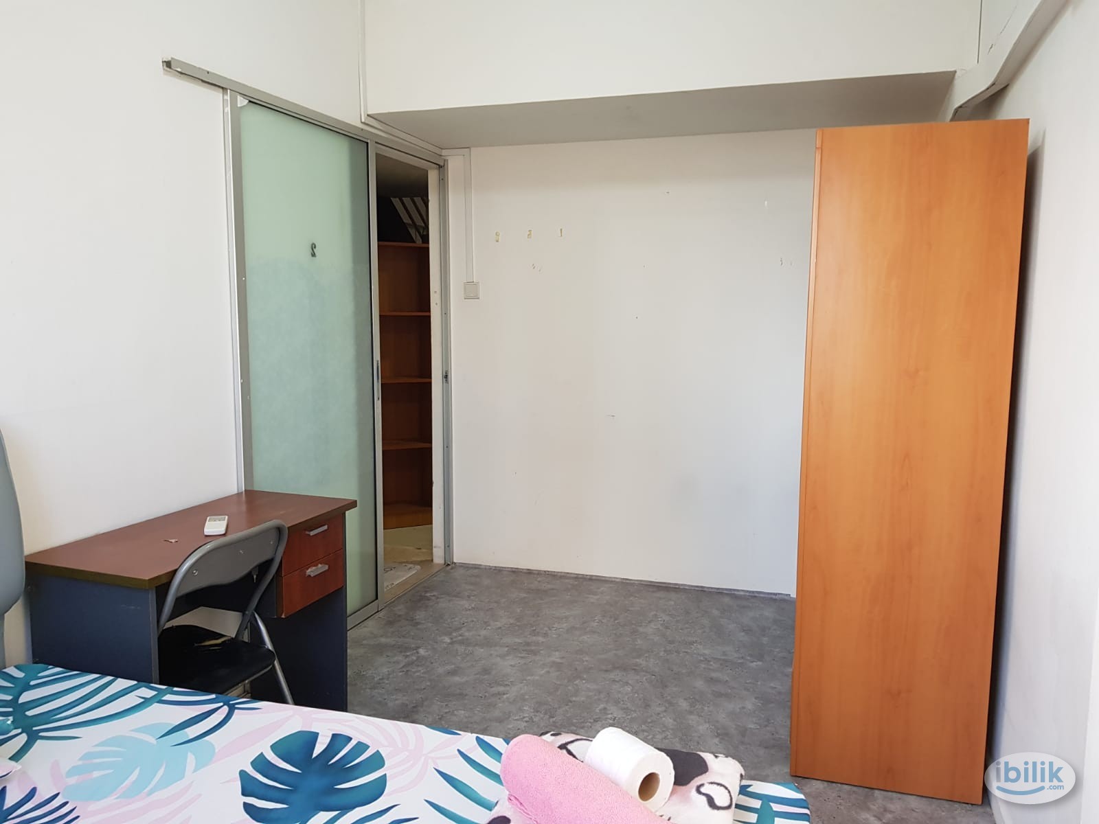 Image 2 of EpicView ensuite from Ensuite 1+1 at chinatown. Room code: 0211 - Room rental in 