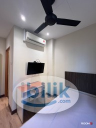 Room Rental in Malaysia - 📍🚀 10 Mins to Mount Austin & Aeon Tebrau 🚀 | Stay in Comfort & Convenience! 🏡✨ 🌟 High-Speed WiFi + Cleaning Service