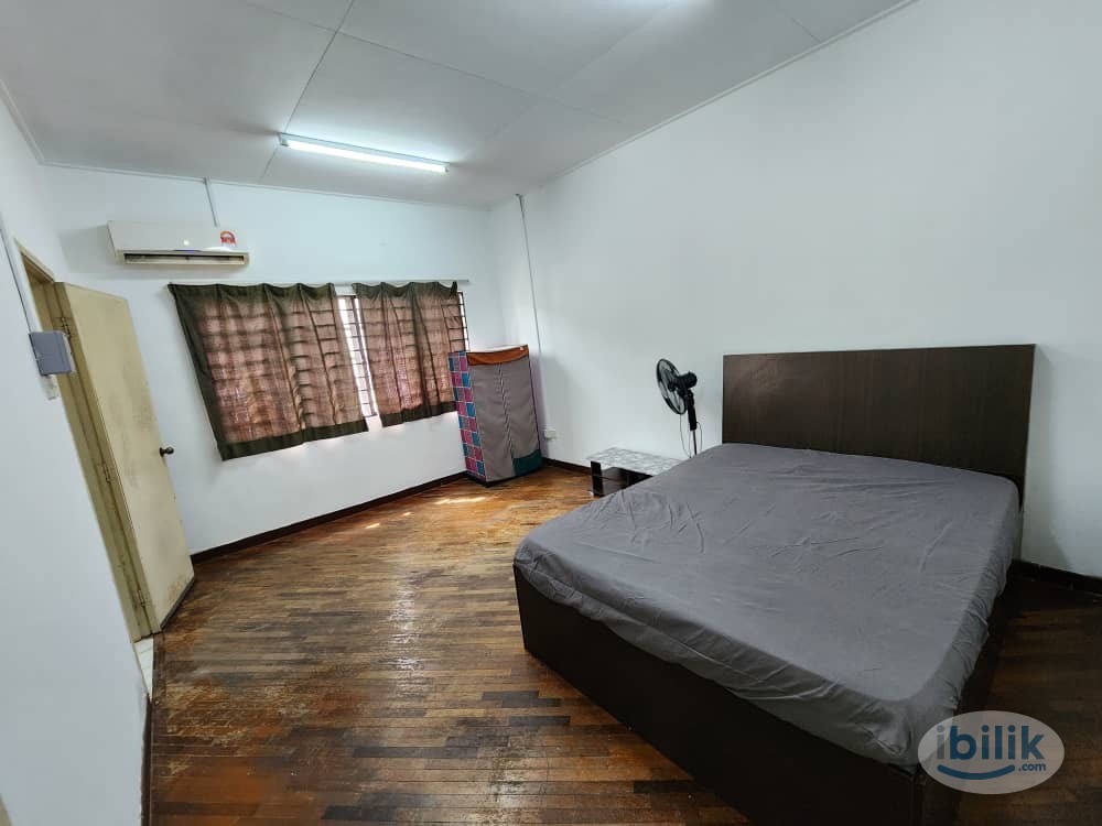 Image 1 of ZERO DEPOSIT 📣 Middle Room at Bandar Utama, Petaling Jaya - Room rental in 