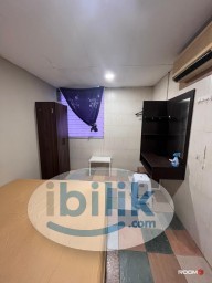 Room Rental in Malaysia - 🔥10 Min to CIQ 🔥- Affordable room, fully furnished, ATTACHED private toilet 🥰🌟