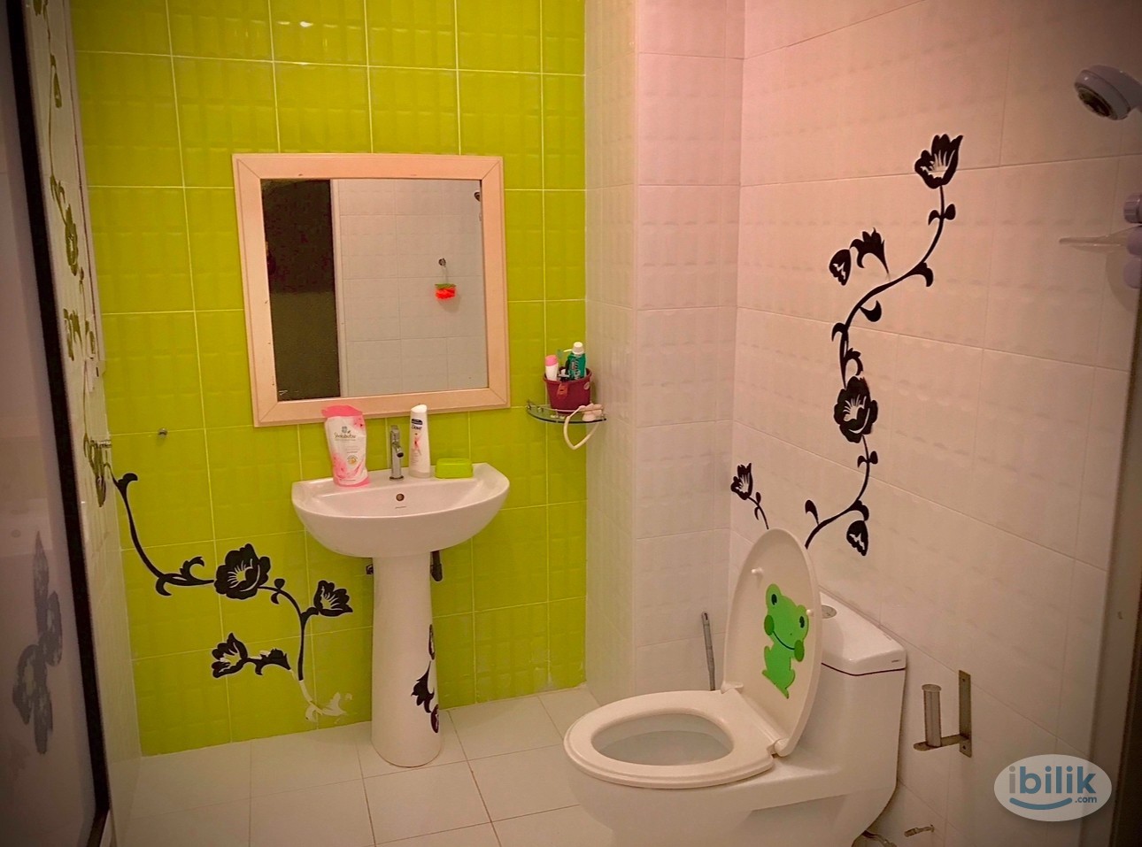 Image 3 of Female ONLY A/C +balcony +Security (Free parking+WiFi) walk 2 MRT - Room rental in 