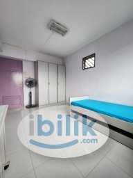 Room Rental in  - master room @ Choa Chu Kang Loop