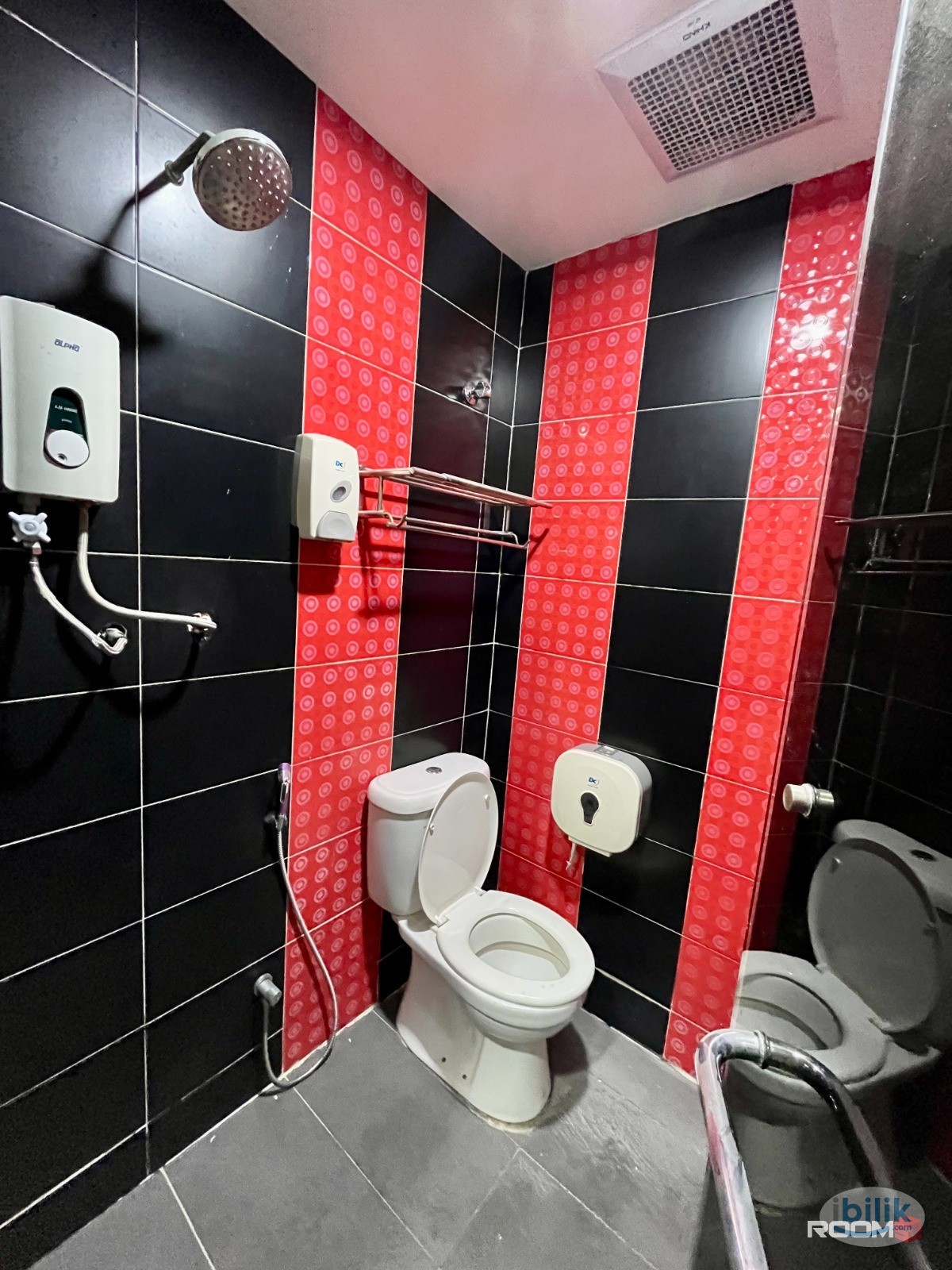 Image 2 of Zero Deposit❗❗❗ 2mins walk to vision college room attach toilet for rent at Kelana Jaya, Petaling Jaya - Room rental in 
