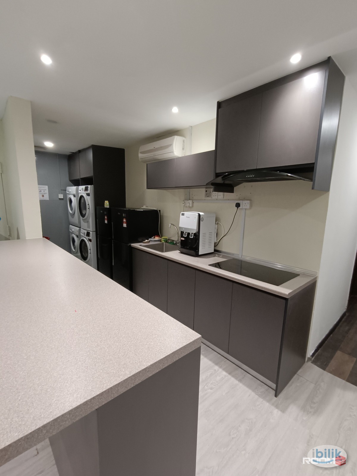 Image 3 of Zero Deposit❗❗❗ 2mins walk to vision college room attach toilet for rent at Kelana Jaya, Petaling Jaya - Room rental in 