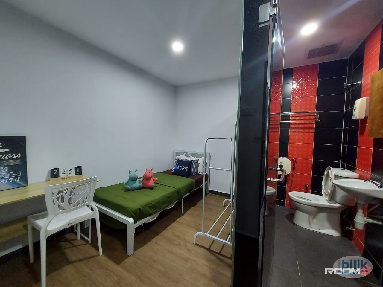 Image 4 of Zero Deposit❗❗❗ 2mins walk to vision college room attach toilet for rent at Kelana Jaya, Petaling Jaya - Room rental in 