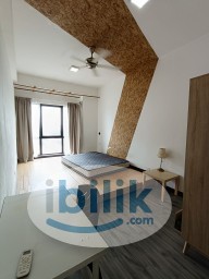 Room Rental in Kuala Lumpur - [Zero Deposit]Female unit Master Room at D'Sands Residence, Old Klang Road