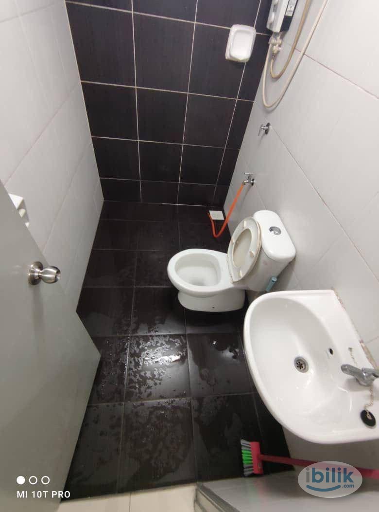 Image 3 of Single Room at 3 Residen, Melawati - Room rental in 