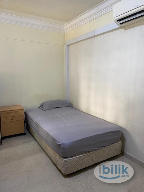 Image 2 of Single Room at Clementi, Singapore - Room rental in 