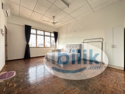Room Rental in Johor - 🔥Tun Aminah Super Big Master Room with Private Bathroom for Rent 🔥