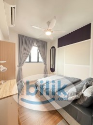 Room Rental in Kuala Lumpur - M Vertica KL City Residences_Medium Room R4 Queen Bed_Male or Female