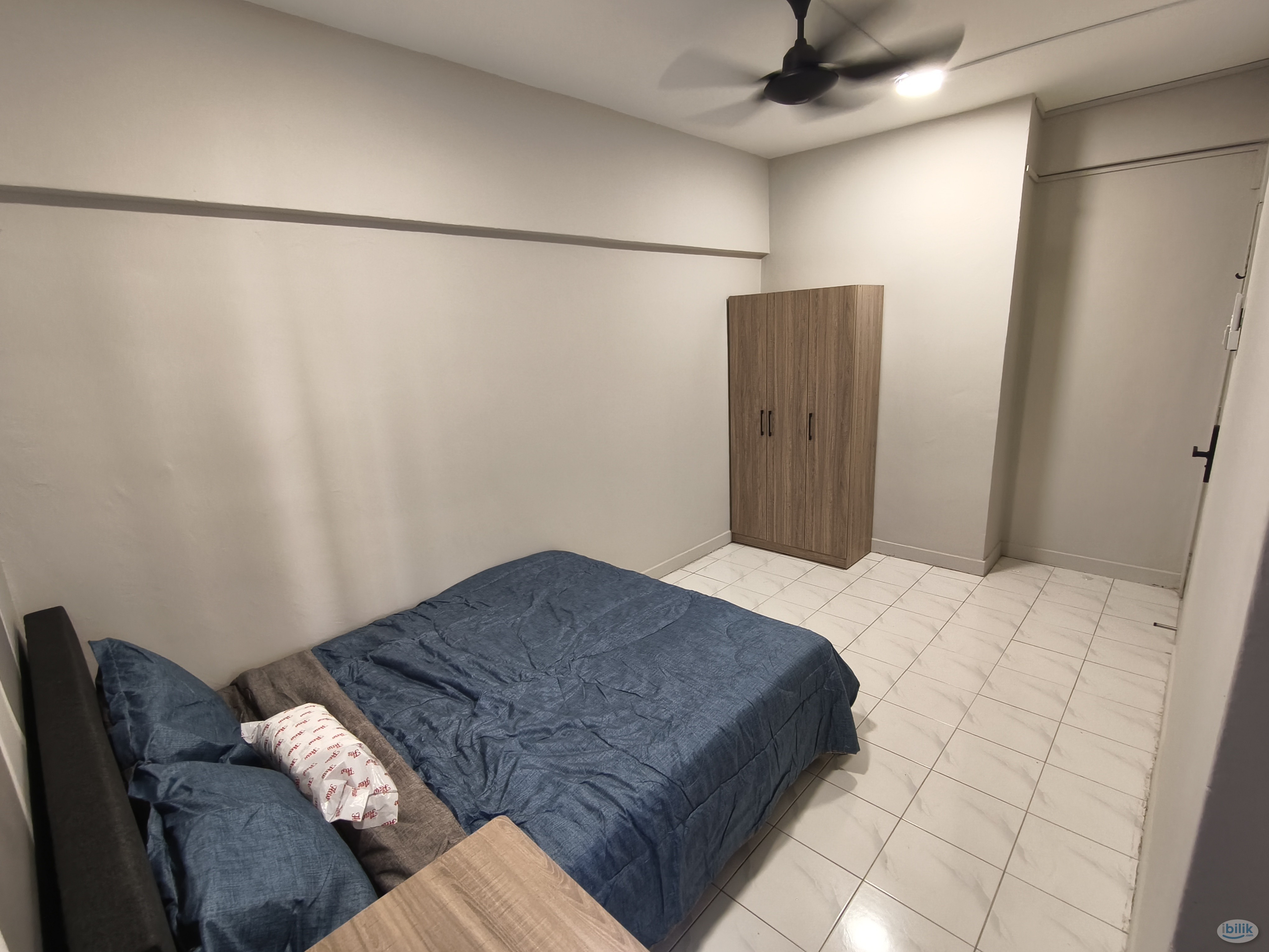 Image 2 of 👧Female Unit Middle Room at D'aman Crimson 4min WALK to LRT Lembah Subang - Room rental in 