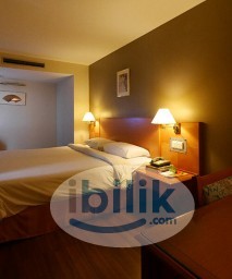 Room Rental in Selangor - Middle Room at Premier
