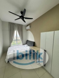 Room Rental in Petaling Jaya - Single Room at PJ Trade Centre, Damansara Perdana