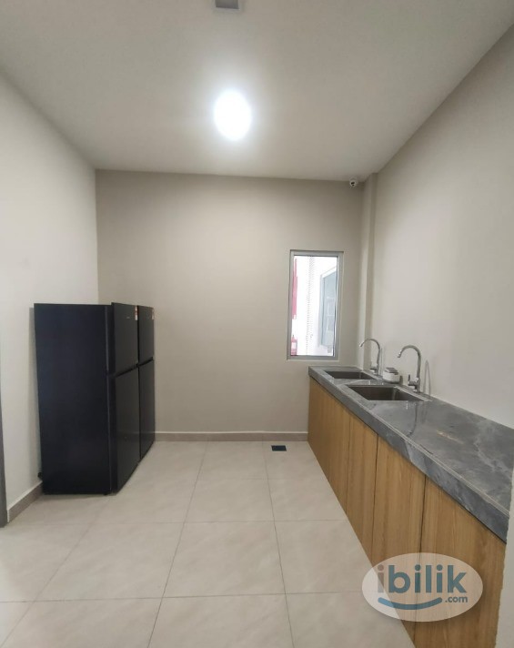 Image 3 of 💥Zero Deposit💥8min to MRT, Tropicana Garden Mall, Palm Spring, Balcony Room, Sunway Nexis,Giza - Room rental in 