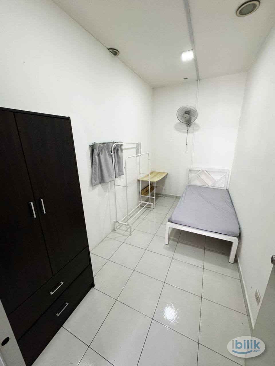 Image 1 of 🏠 Medium Room @ Setia Alam | 🚆 Near MRT/LRT Feeder Bus - Room rental in 