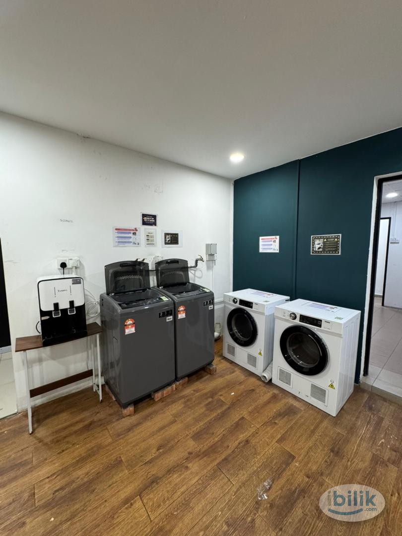 Image 3 of 🔥10 Min to CIQ 🔥- Affordable room, fully furnished, ATTACHED private toilet and RM300 Deposit needed Only🥰🌟 - Room rental in 