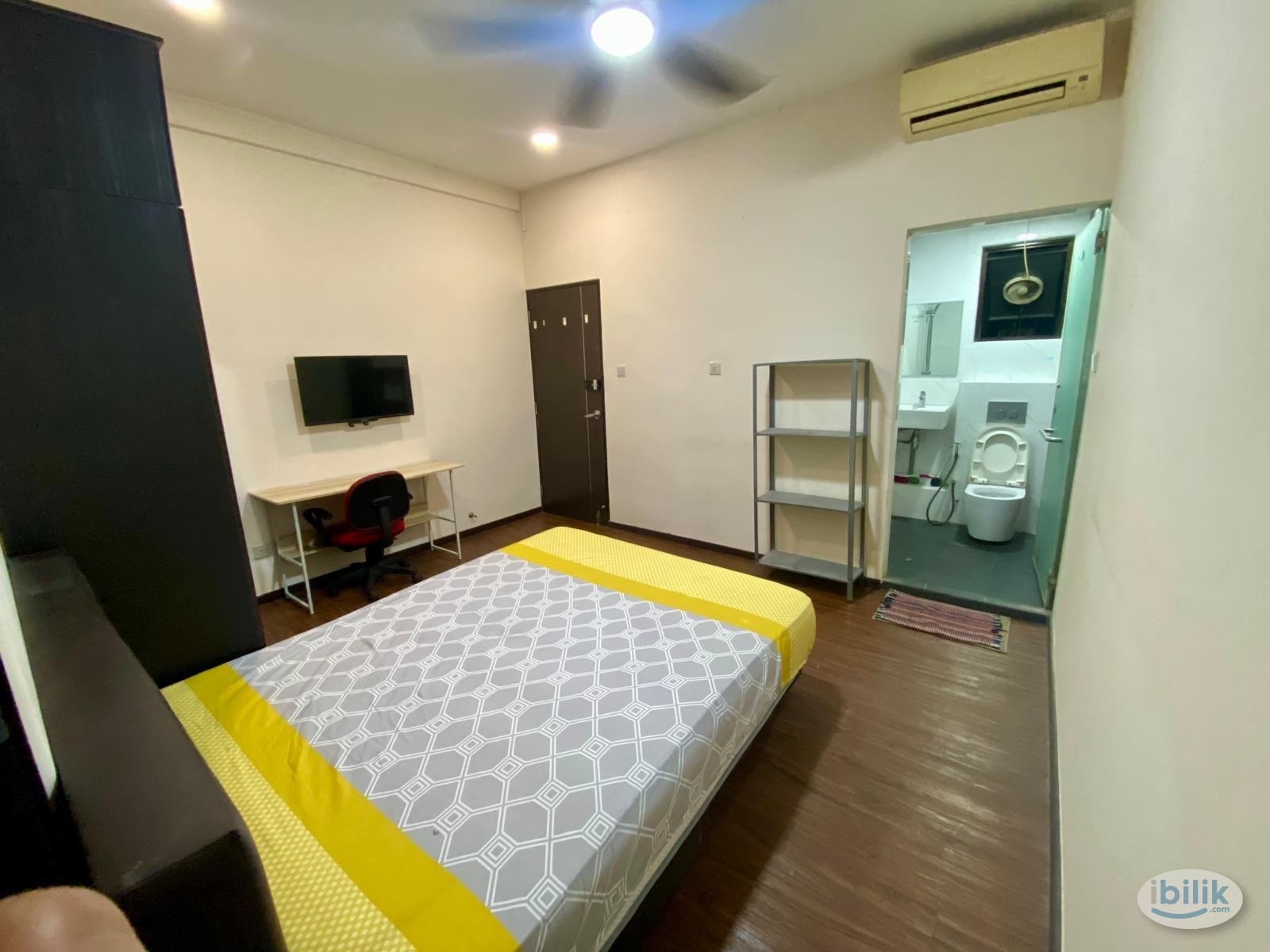 Image 4 of Room for Rent / Balestier (Newton MRT) / Common Room / 2-3 Pax Stay / Available Immediate / RM1 - Room rental in 