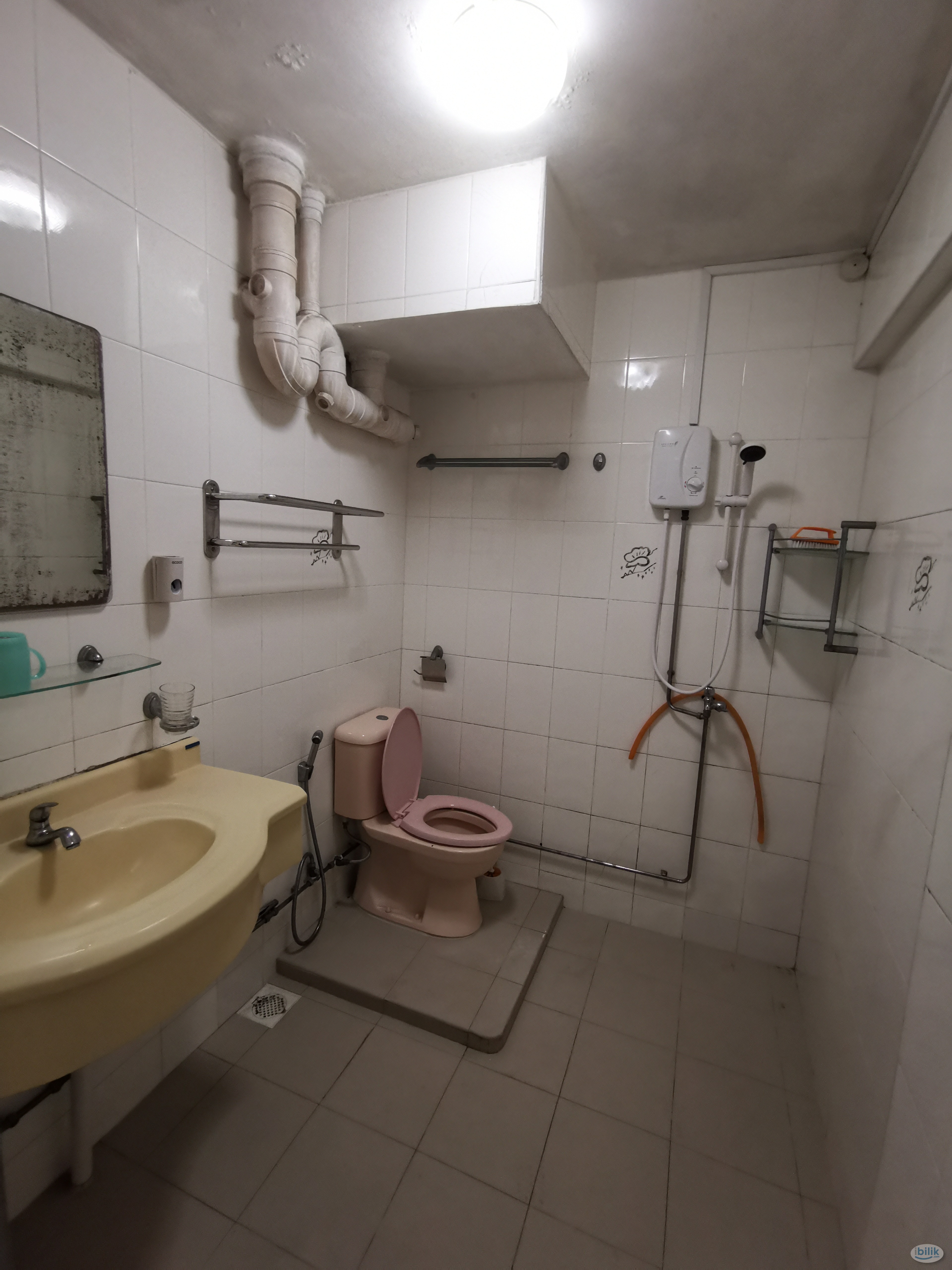 Image 4 of Outram Park MRT / Tanjong Pagar MRT / Available 4 Sep / Minimum 3 - 12 Month Rental / Utilities Included / No Owner Stay / RM2 - Room rental in 