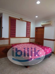 Room Rental in Malaysia - SS 12 Master Bedroom For Rent at Spring Summer Villa [Female only]